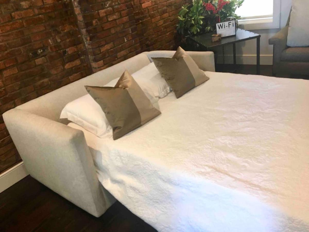 Luxury Design Focused, Detroit Themed Apt Near Downtown In The Art District Apartment Exterior foto