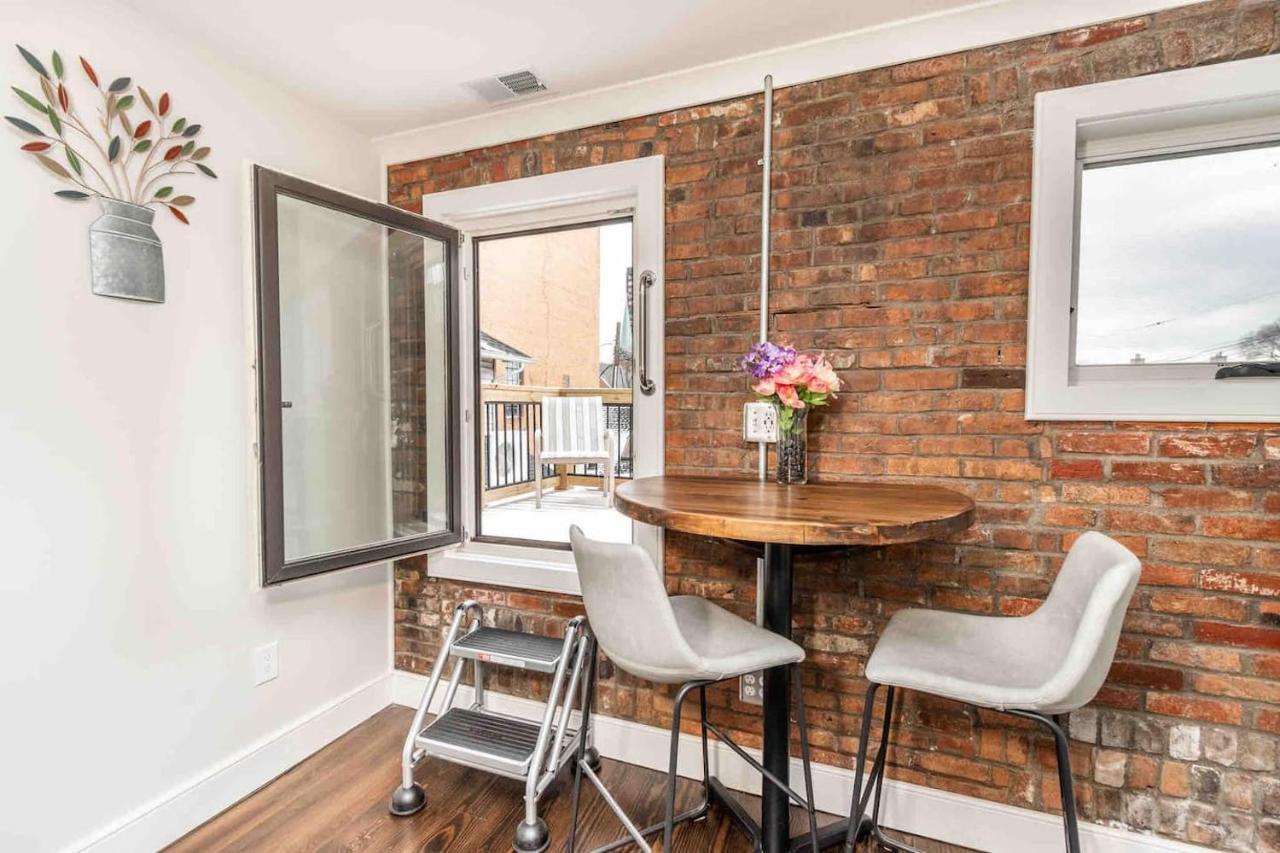 Luxury Design Focused, Detroit Themed Apt Near Downtown In The Art District Apartment Exterior foto